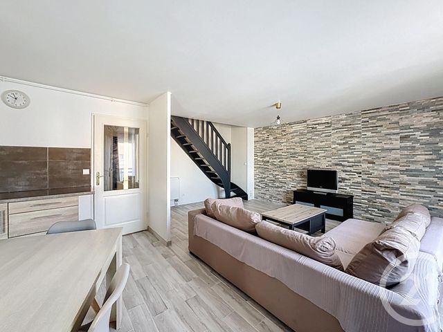 Appartement Duplex à vendre FLEURY LES AUBRAIS