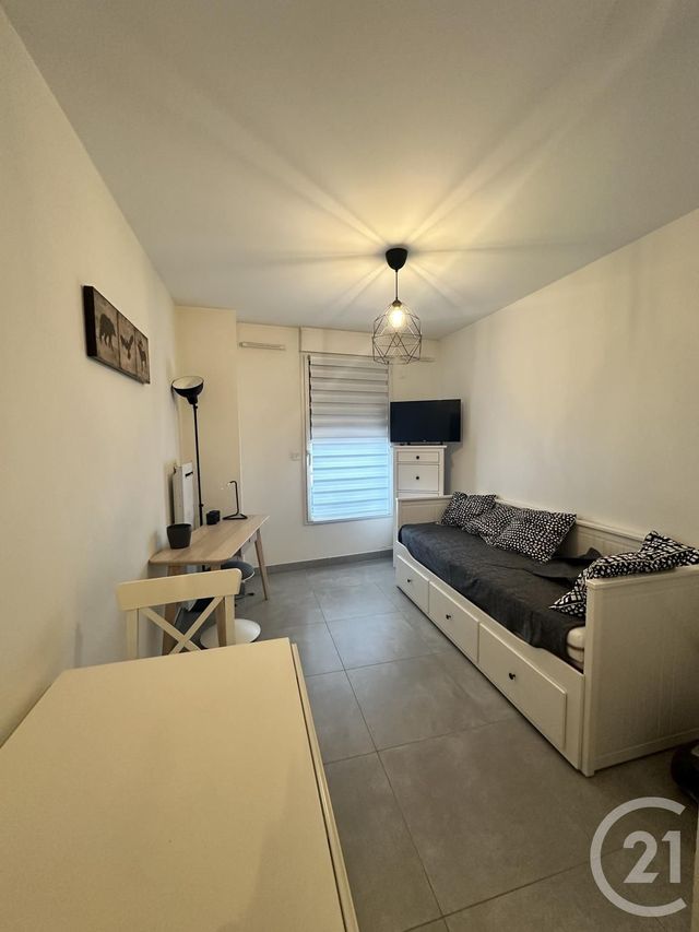 Appartement F1 à louer - 1 pièce - 20,40 m2 - Orleans - 45 - CENTRE