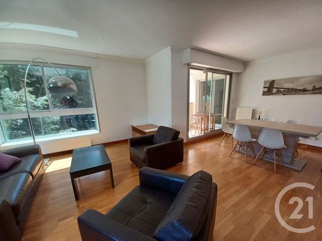 Appartement F2 à louer - 2 pièces - 72,60 m2 - Orleans - 45 - CENTRE