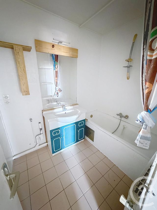 Appartement F4 à vendre - 4 pièces - 77,31 m2 - Orleans - 45 - CENTRE