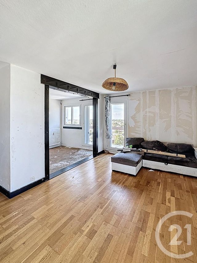 Appartement F4 à vendre - 4 pièces - 77,31 m2 - Orleans - 45 - CENTRE