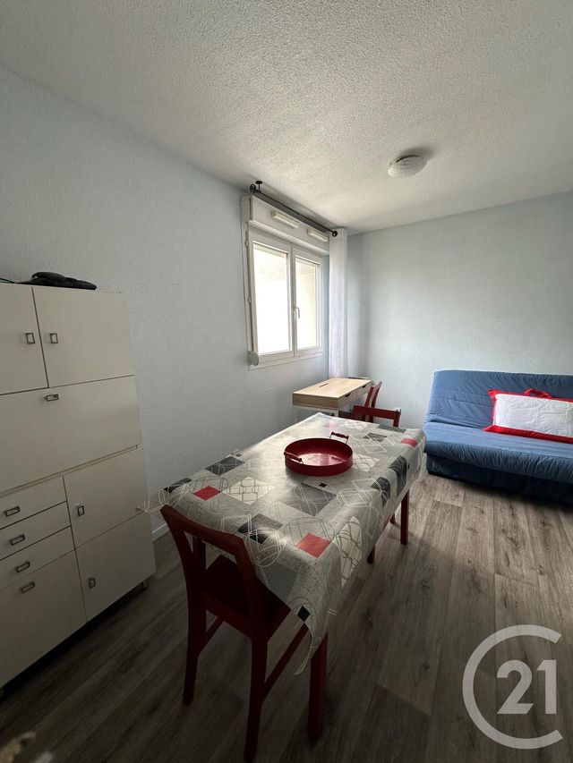 Appartement Studio à louer - 1 pièce - 19 m2 - Orleans - 45 - CENTRE
