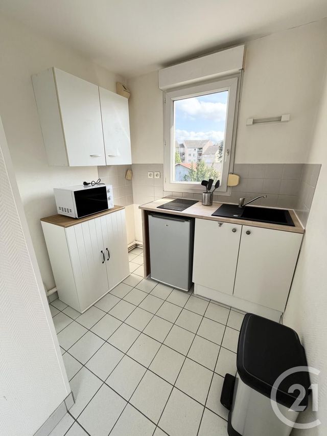 Appartement F1 à louer - 1 pièce - 22,19 m2 - Orleans - 45 - CENTRE
