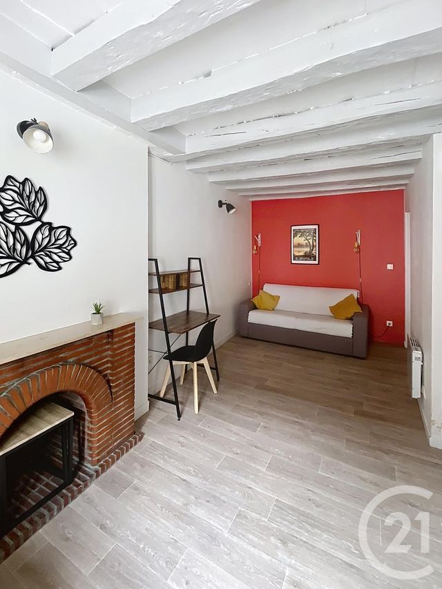 Appartement F1 à louer - 1 pièce - 27,10 m2 - Orleans - 45 - CENTRE