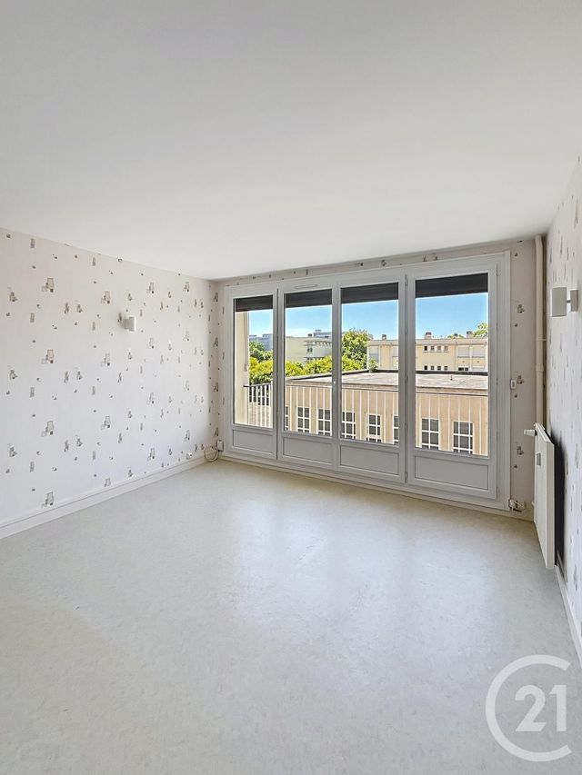 Appartement F3 à louer - 3 pièces - 56,88 m2 - Orleans - 45 - CENTRE