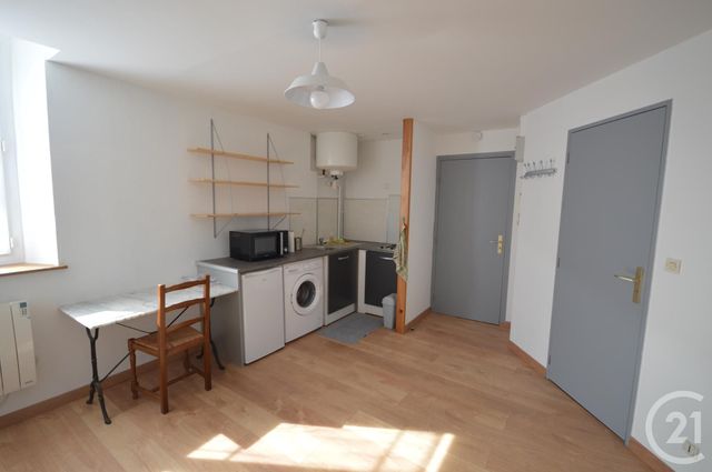 Appartement Studio à louer - 1 pièce - 21,30 m2 - Orleans - 45 - CENTRE