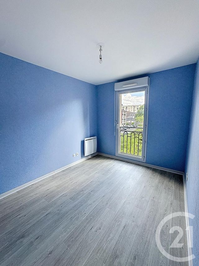 Afficher la photo en grand Appartement F2 à vendre - 2 pièces - 45,60 m2 - La Chapelle St Mesmin - 45 - CENTRE