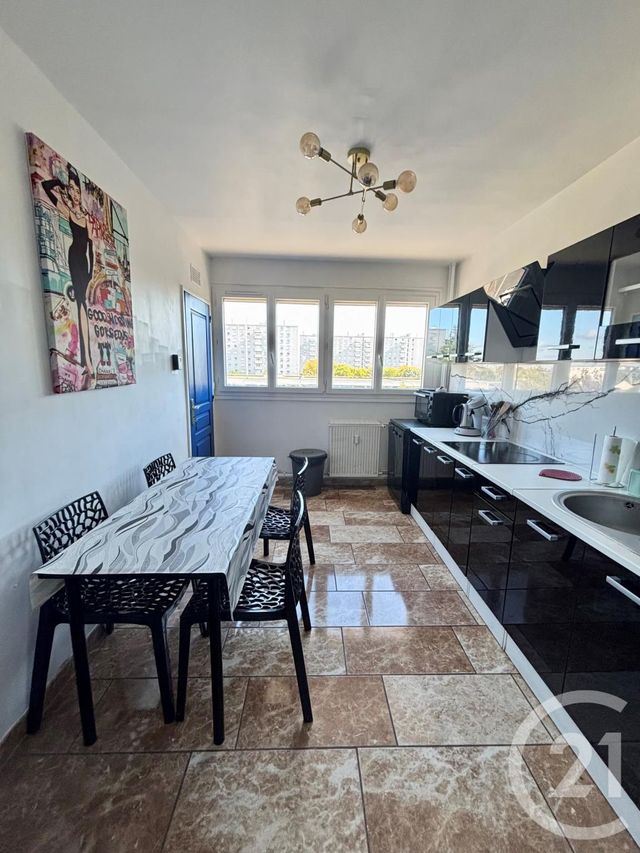 Appartement F4 à louer - 4 pièces - 74,38 m2 - Orleans - 45 - CENTRE