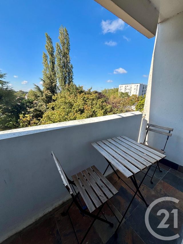 Appartement F4 à louer - 4 pièces - 74,38 m2 - Orleans - 45 - CENTRE