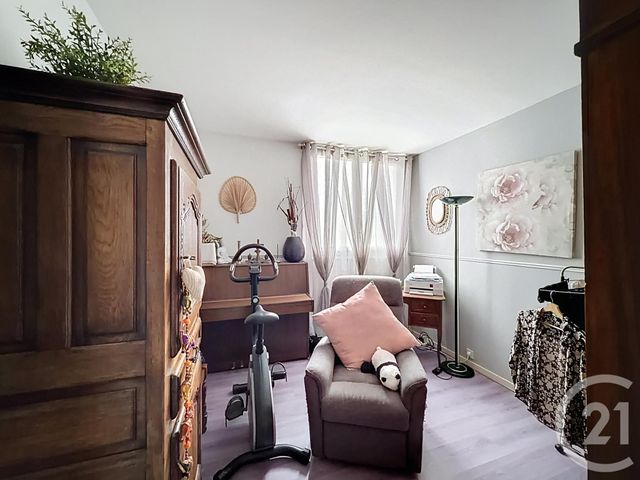 Afficher la photo en grand Appartement F3 à vendre - 3 pièces - 61,19 m2 - St Jean Le Blanc - 45 - CENTRE