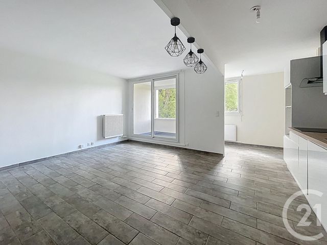 Appartement F4 à louer - 4 pièces - 78,13 m2 - Saran - 45 - CENTRE