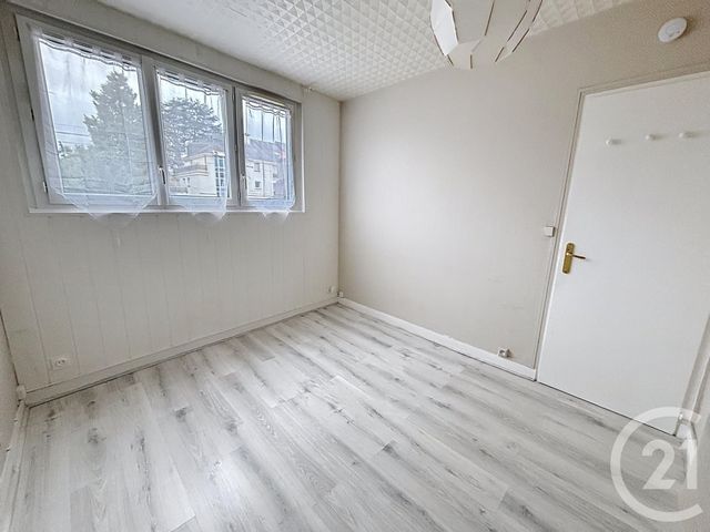 Appartement à louer - 2 pièces - 24 m2 - Orleans - 45 - CENTRE