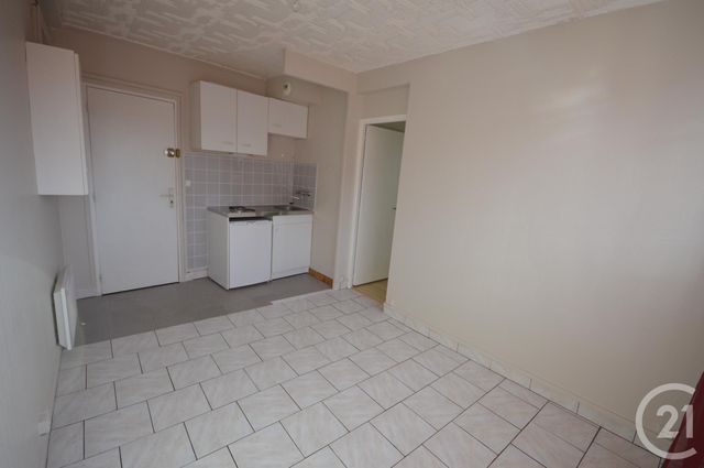 Appartement à louer - 2 pièces - 24 m2 - Orleans - 45 - CENTRE