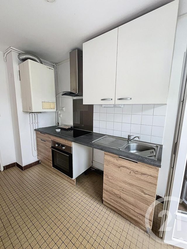 Appartement F3 à louer - 3 pièces - 57,42 m2 - Orleans - 45 - CENTRE