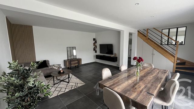 Maison à louer FLEURY LES AUBRAIS