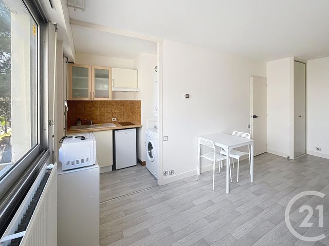 Appartement F1 à louer - 1 pièce - 24,33 m2 - Orleans - 45 - CENTRE