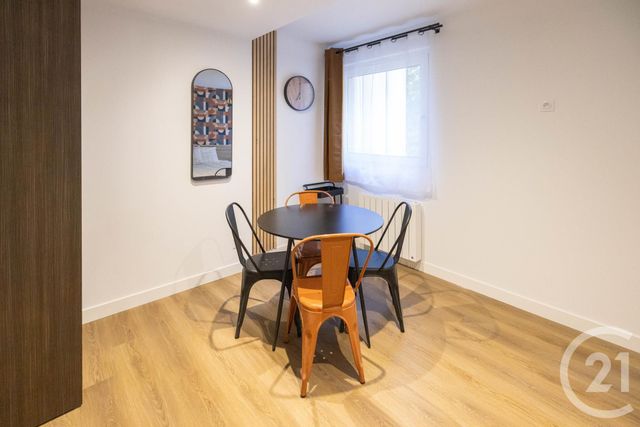 Appartement F1 à louer - 1 pièce - 19,28 m2 - Orleans - 45 - CENTRE