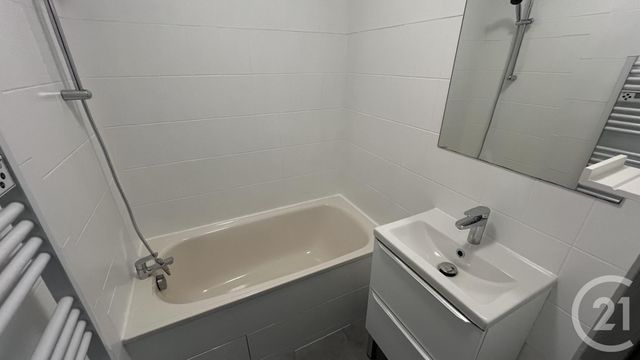 Afficher la photo en grand Appartement F2 à louer - 2 pièces - 36,12 m2 - Olivet - 45 - CENTRE