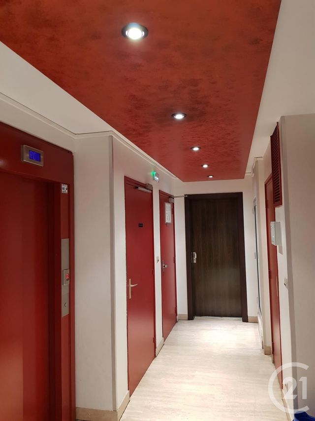 Afficher la photo en grand Appartement F2 à louer - 2 pièces - 49,19 m2 - Orleans - 45 - CENTRE