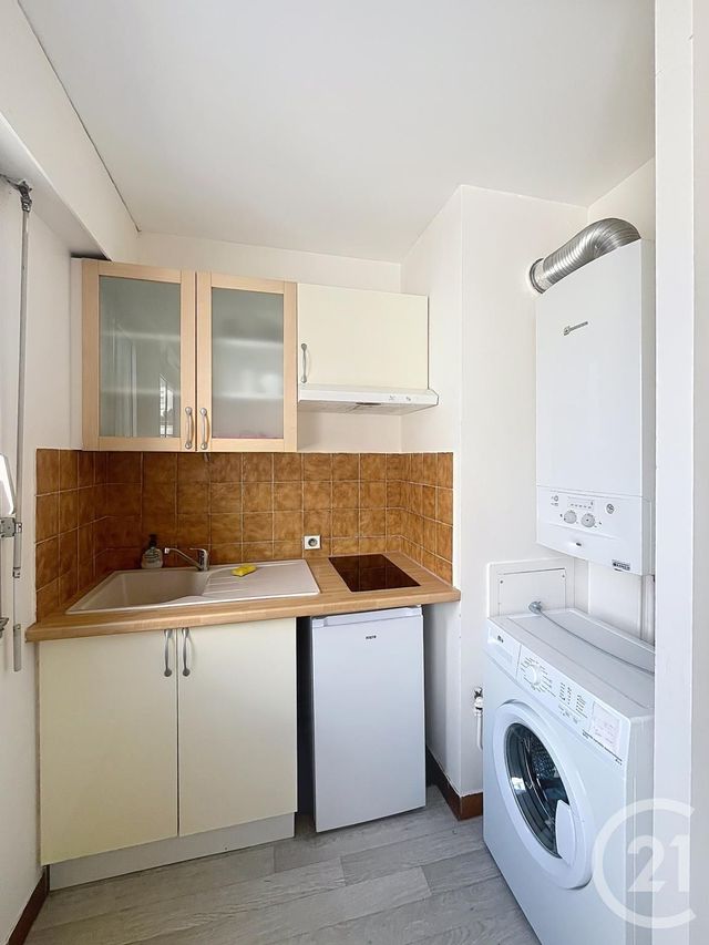 Appartement F1 à louer - 1 pièce - 24,33 m2 - Orleans - 45 - CENTRE