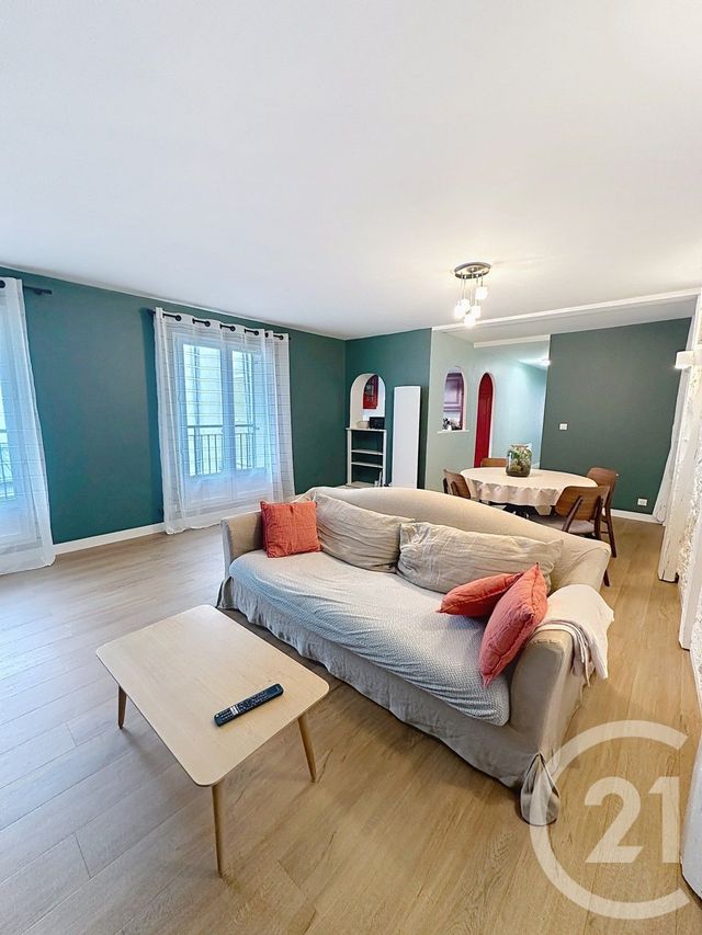 Appartement F3 à louer - 3 pièces - 79,01 m2 - Orleans - 45 - CENTRE