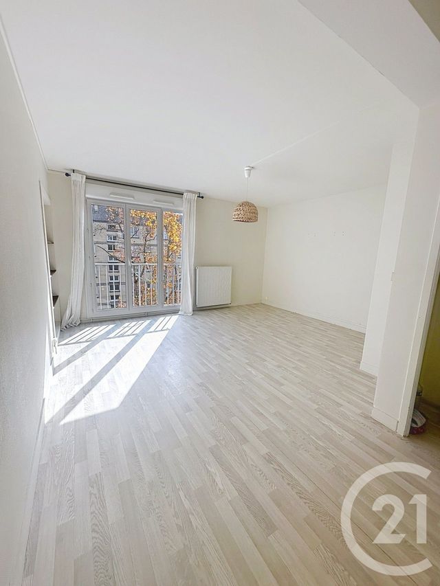 Appartement F4 à louer - 4 pièces - 69,53 m2 - Orleans - 45 - CENTRE