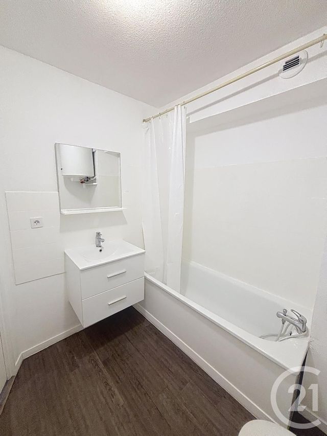 Appartement F1 à louer - 1 pièce - 20,34 m2 - Orleans - 45 - CENTRE