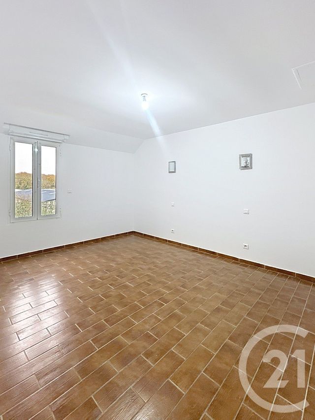 Maison à louer - 6 pièces - 200 m2 - Mardie - 45 - CENTRE