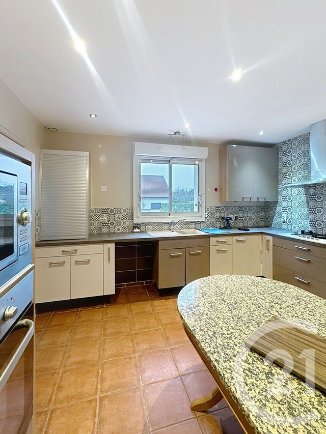 Maison à louer - 6 pièces - 200 m2 - Mardie - 45 - CENTRE