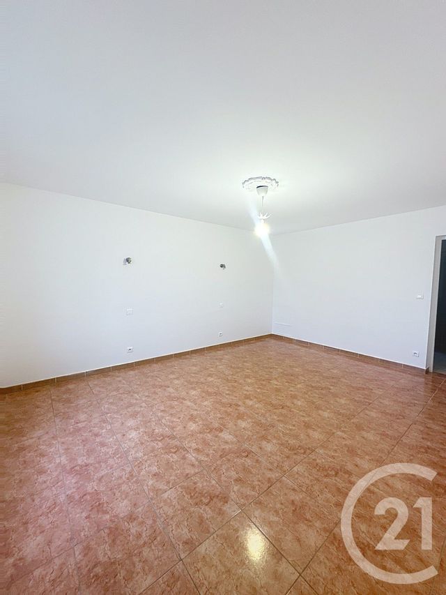 Maison à louer - 6 pièces - 200 m2 - Mardie - 45 - CENTRE