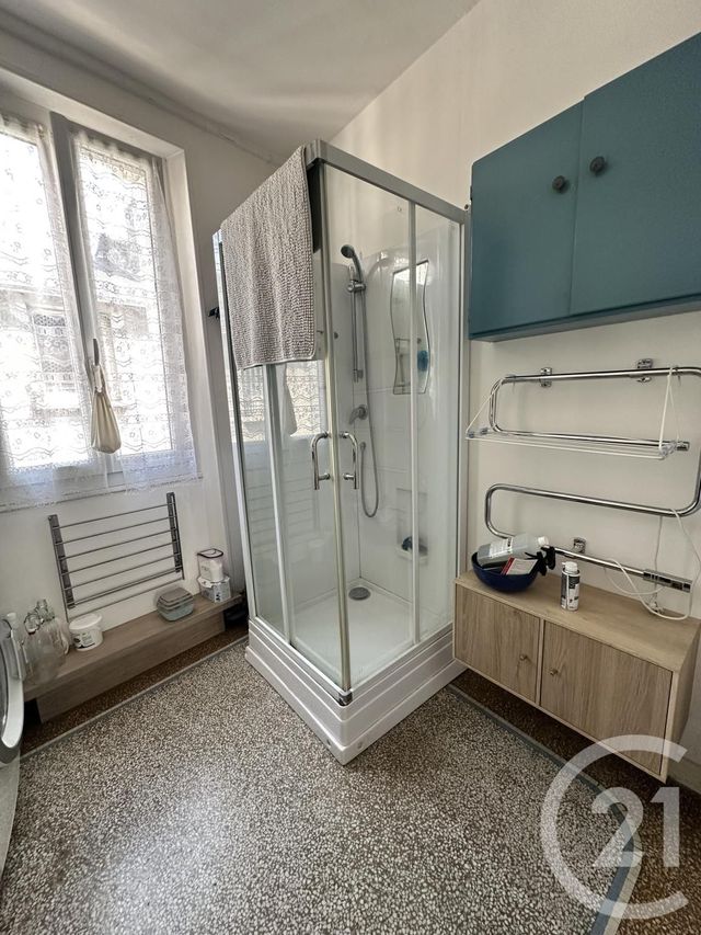 Appartement F2 à louer - 2 pièces - 40 m2 - Orleans - 45 - CENTRE
