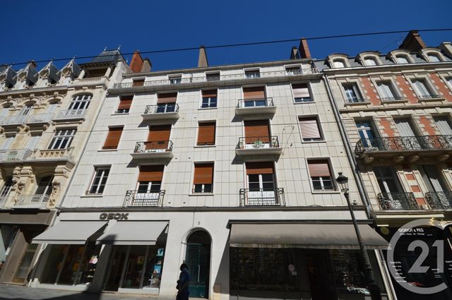 Appartement F2 à louer - 2 pièces - 72,09 m2 - Orleans - 45 - CENTRE