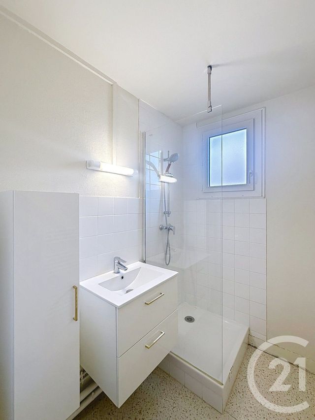 Appartement F4 à louer - 4 pièces - 69,53 m2 - Orleans - 45 - CENTRE