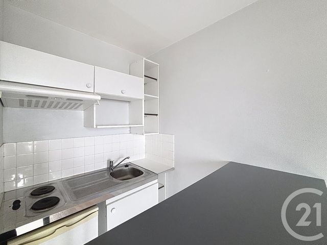 Appartement F1 à louer - 1 pièce - 20,90 m2 - Orleans - 45 - CENTRE