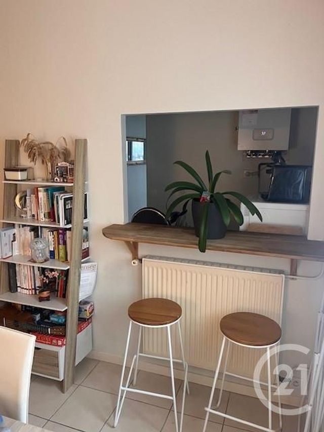 Appartement à louer - 2 pièces - 40,50 m2 - Orleans - 45 - CENTRE