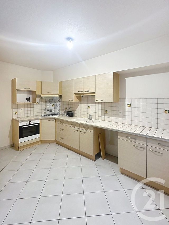 Maison à louer - 3 pièces - 69,70 m2 - Orleans - 45 - CENTRE