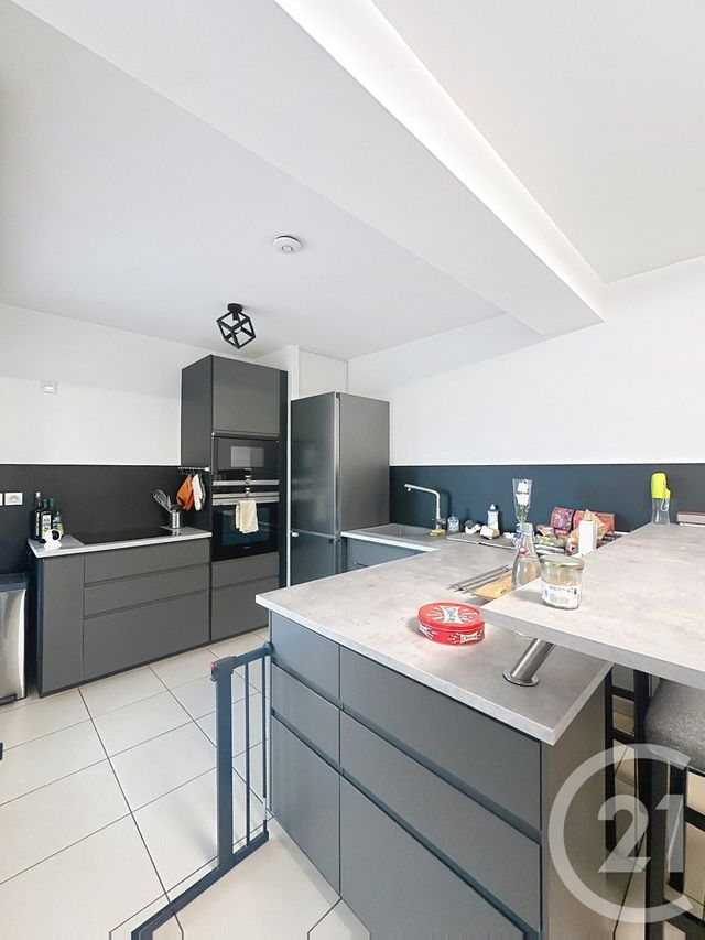 Appartement F3 &agrave; louer - 3 pi&egrave;ces - 78,59 m2 - Orleans - 45 - CENTRE