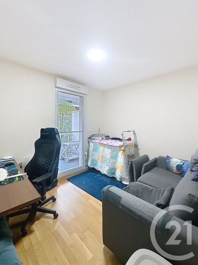 Appartement F3 &agrave; louer - 3 pi&egrave;ces - 78,59 m2 - Orleans - 45 - CENTRE