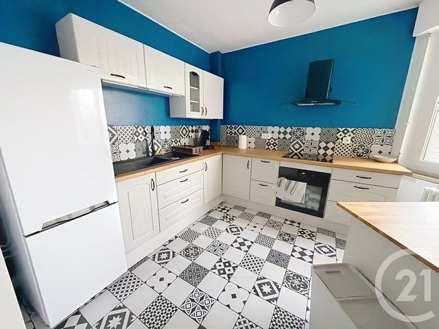 Appartement F3 &agrave; louer - 3 pi&egrave;ces - 58,59 m2 - Orleans - 45 - CENTRE