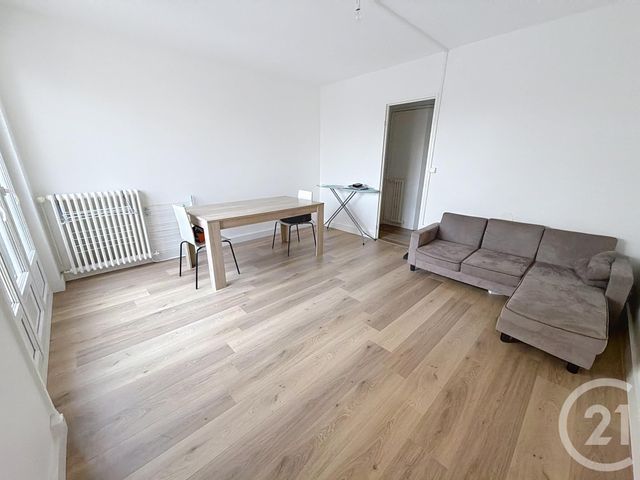 Appartement F3 &agrave; louer - 3 pi&egrave;ces - 58,59 m2 - Orleans - 45 - CENTRE