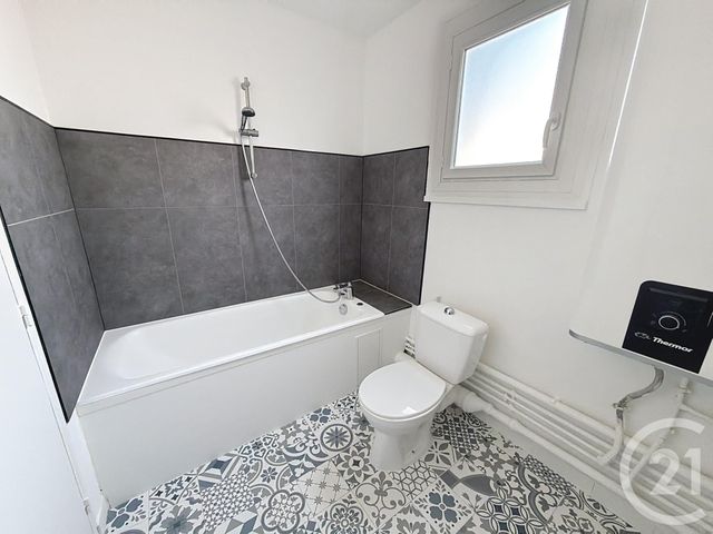 Appartement F2 &agrave; louer - 2 pi&egrave;ces - 48,35 m2 - Orleans - 45 - CENTRE