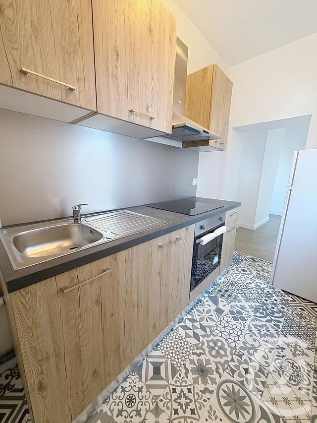 Appartement F3 &agrave; louer - 3 pi&egrave;ces - 53,05 m2 - Orleans - 45 - CENTRE