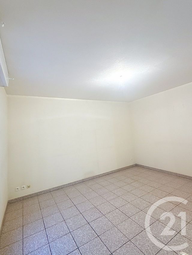 Maison &agrave; louer - 3 pi&egrave;ces - 69,70 m2 - Orleans - 45 - CENTRE