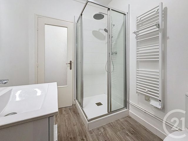 Appartement F3 &agrave; louer - 3 pi&egrave;ces - 46,30 m2 - Orleans - 45 - CENTRE