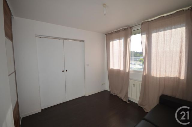 Appartement F3 &agrave; louer - 3 pi&egrave;ces - 56,35 m2 - Orleans - 45 - CENTRE