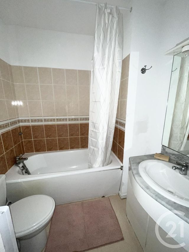 Appartement Studio &agrave; louer - 1 pi&egrave;ce - 18 m2 - Orleans - 45 - CENTRE