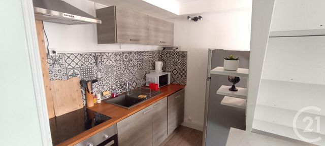 Appartement F2 &agrave; louer - 2 pi&egrave;ces - 47,12 m2 - Orleans - 45 - CENTRE