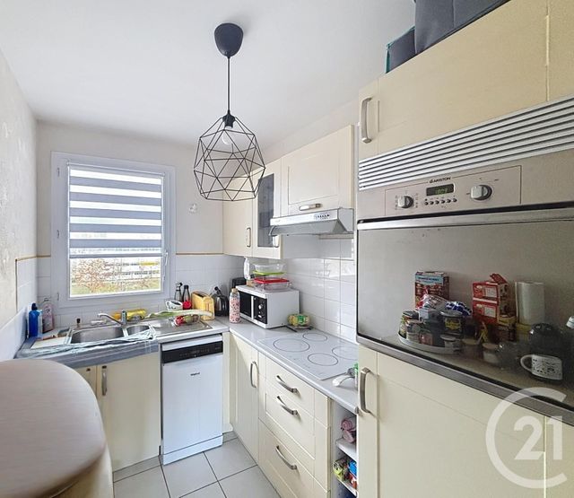 Appartement F2 &agrave; louer - 2 pi&egrave;ces - 52,11 m2 - Orleans - 45 - CENTRE