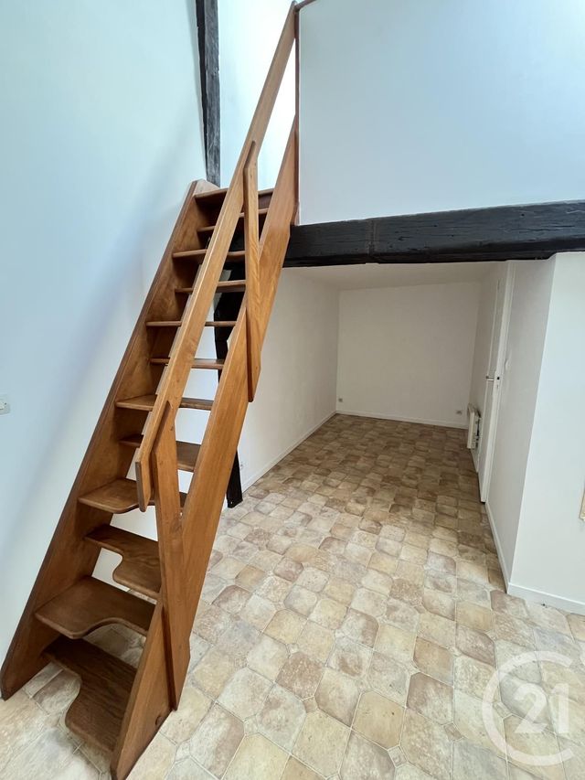 Appartement F1 &agrave; louer - 1 pi&egrave;ce - 29,57 m2 - Orleans - 45 - CENTRE
