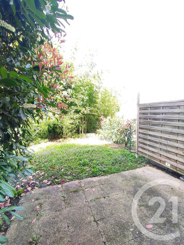 Appartement F3 &agrave; louer - 3 pi&egrave;ces - 63,87 m2 - Saran - 45 - CENTRE